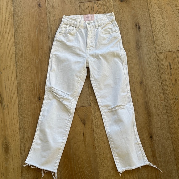 Device White Distressed Denim - Picture 2 of 8